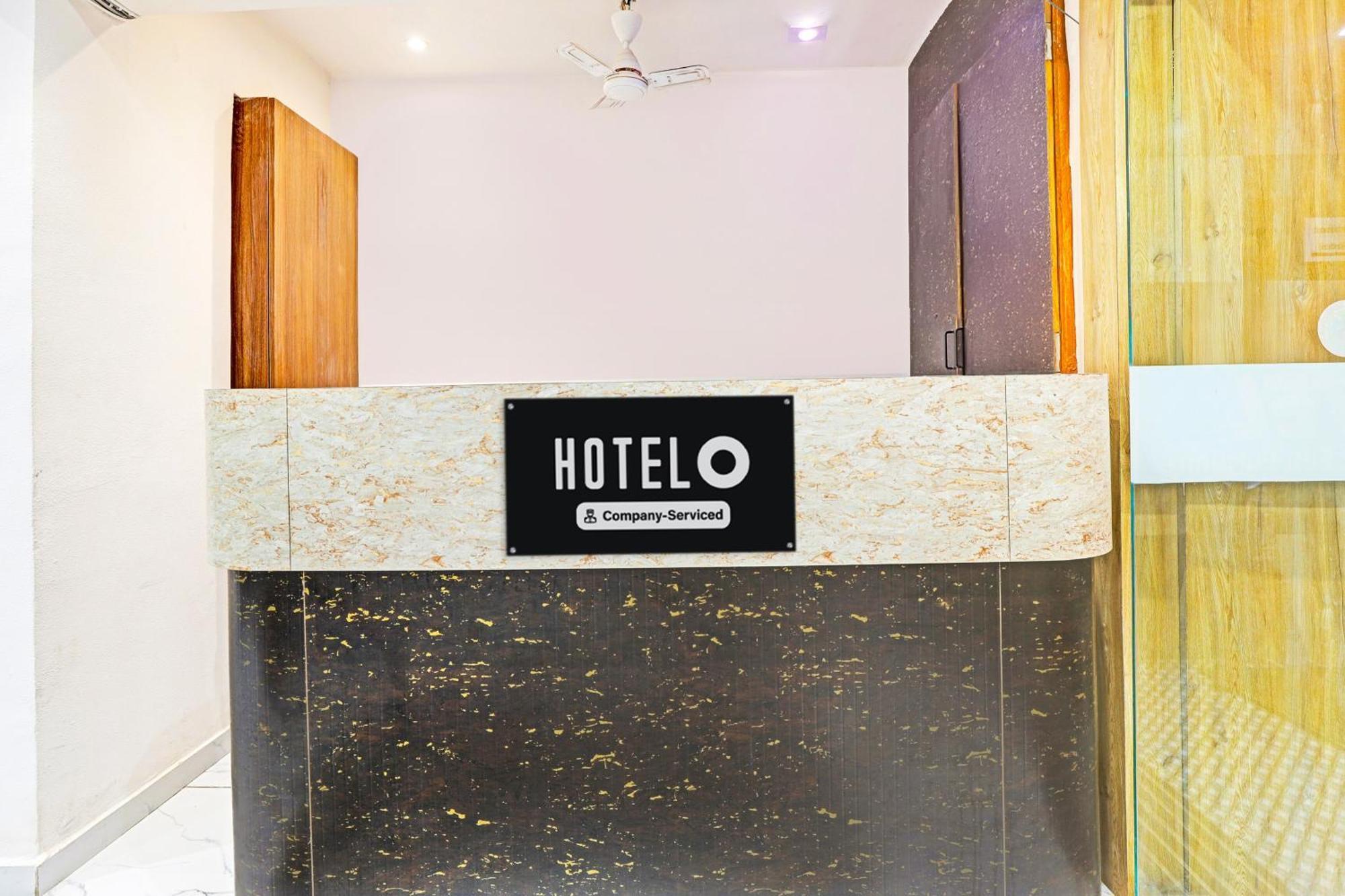 Super Hotel O Althan Formerly Hotel Niraant Surate Exterior foto